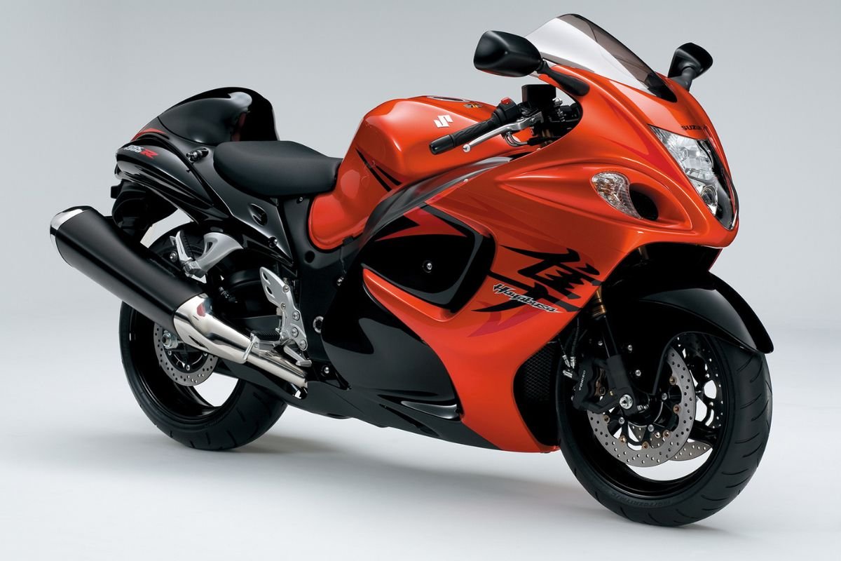 Suzuki Hayabusa রাইডিং বিশ্বের এক কিংবদন্তি