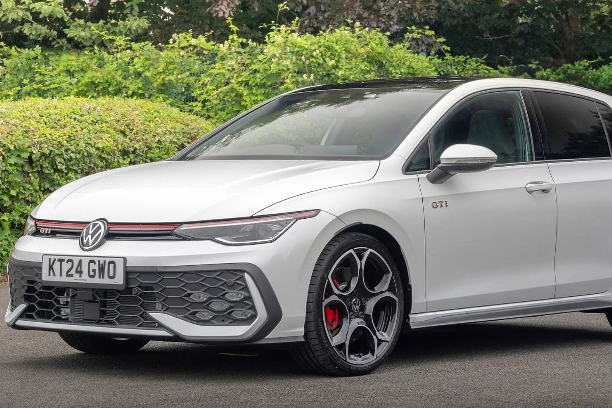 Volkswagen Golf GTI গতির ঝড় আর স্টাইলের নতুন সংজ্ঞা