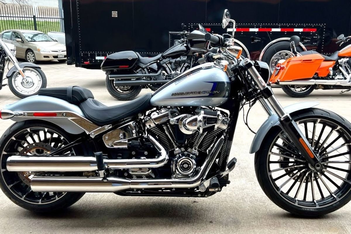 Harley Davidson Breakout 117 বাইকিংয়ের নতুন উচ্চতা ছোঁয়ার সুযোগ