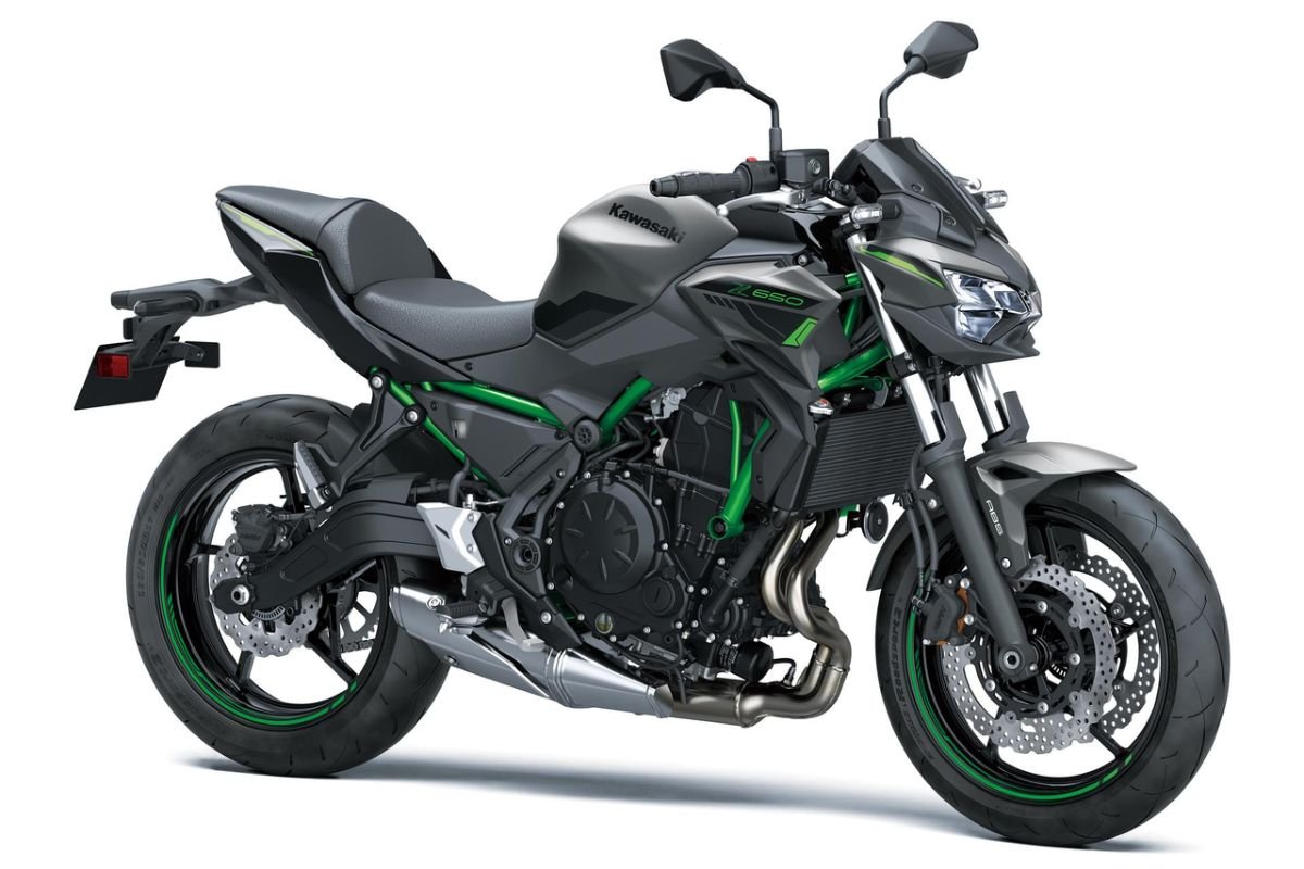 Kawasaki Z650 ৮.৫ লক্ষে অ্যাডভান্স সেফটি এবং পারফর্মেন্স