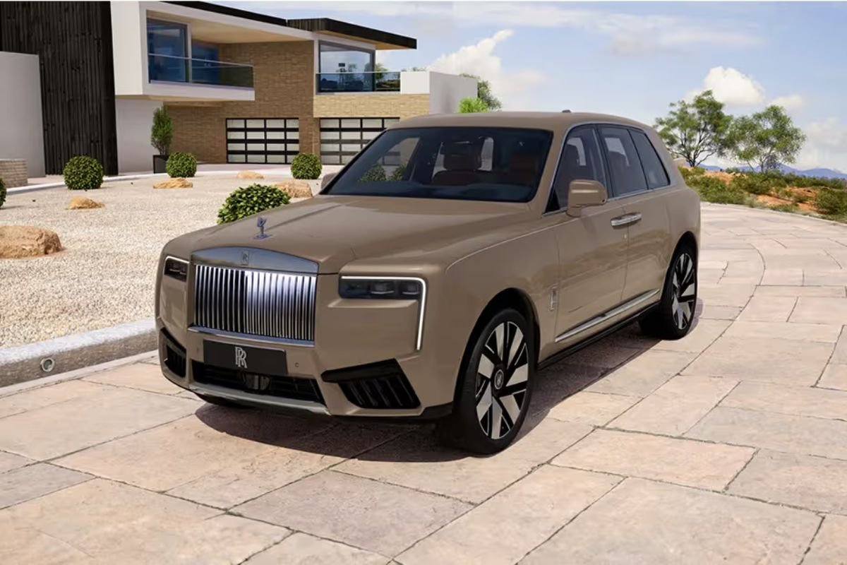 Rolls Royce Cullinan বিলাসিতা এবং শক্তির এক অনন্য সমন্বয়