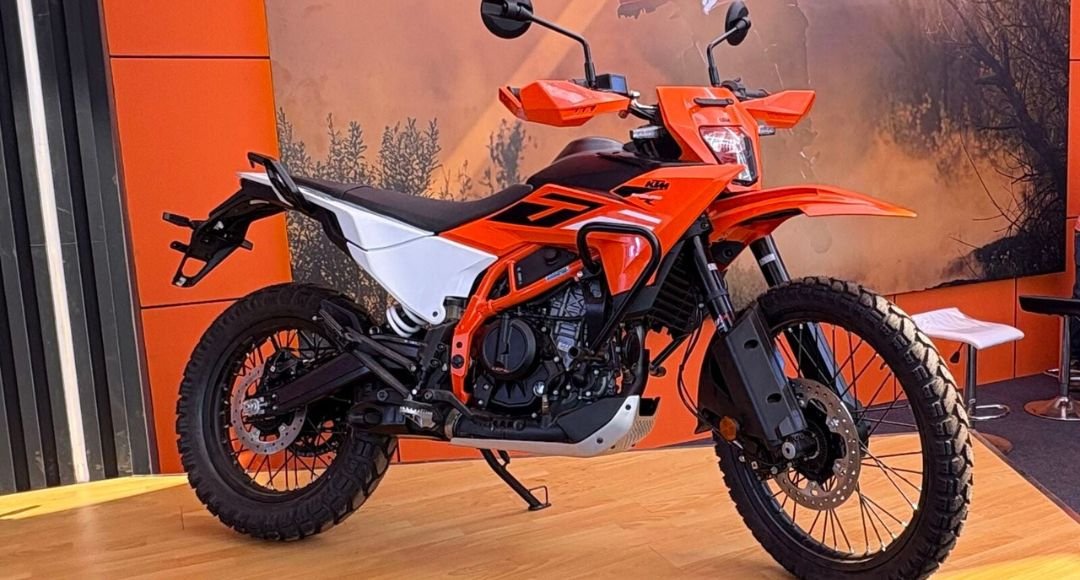 KTM 390 Enduro R অফ রোড অ্যাডভেঞ্চারের নতুন রীতি