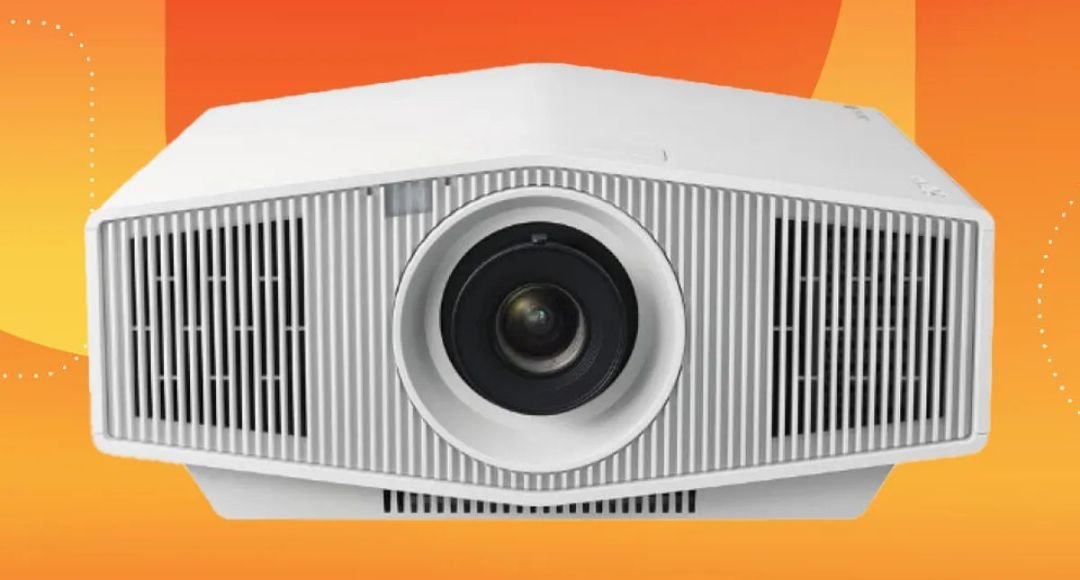 Sony Bravia Projector 7 নিজের ঘরেই এখন সিনেমা হলের ম্যাজিক