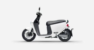 Gogoro 2 Series আধুনিক জীবনের জন্য এক স্মার্ট স্কুটার