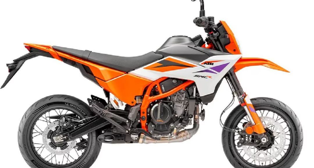 KTM 390 SMC R আধুনিক প্রযুক্তির এক অসাধারণ off road bike অভিজ্ঞতা