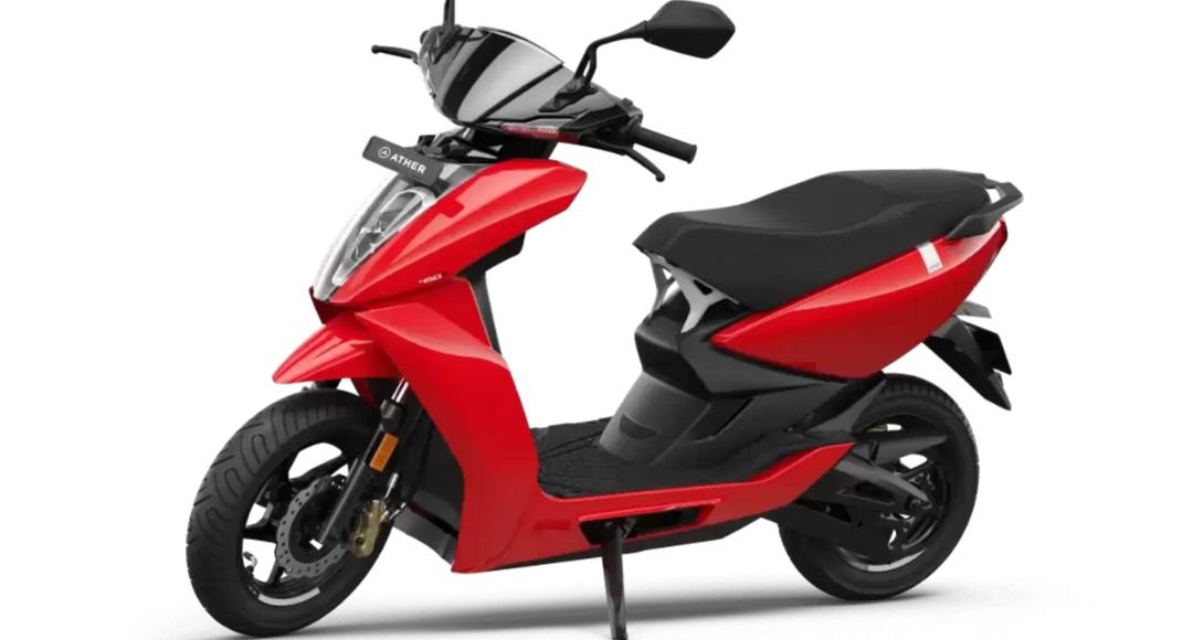 Ather 450X শহরের রাস্তায় গতি এবং প্রযুক্তির নতুন সংজ্ঞা 
