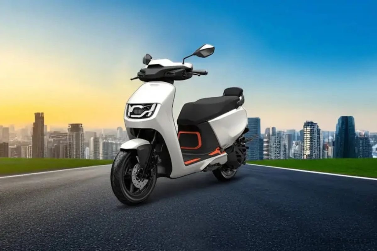 Vida Z পরিবেশবান্ধব স্কুটার শক্তিশালী ফিচার সহ Rs ১১০০০০ এ বাজারে
