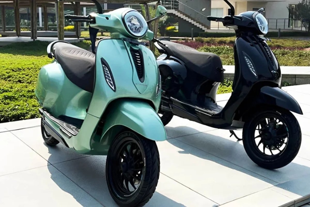 Bajaj Chetak 3503