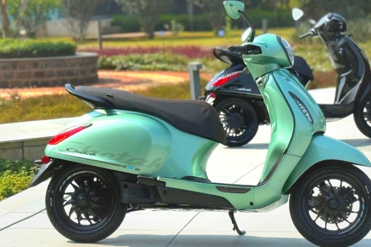 Bajaj Chetak 3503