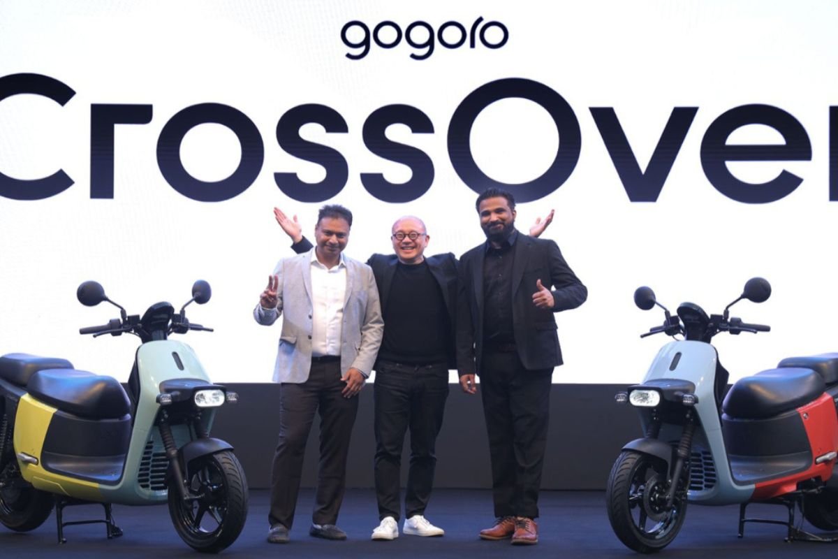 Gogoro CrossOver শক্তি এবং সৌন্দর্য নিয়ে রাস্তা জয় করুন মূল্য ৩৯৯৯ USD