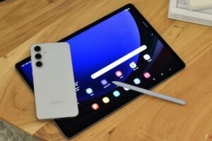 Galaxy Tab S10 FE স্মার্ট সৃজনশীল এবং শক্তিশালী দাম Rs 42999