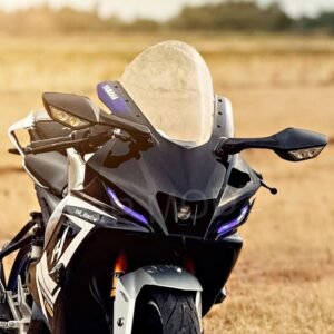 Yamaha R15 V4 দাম শুরু ৫৬৫০০০ টাকা থেকে স্পিড এবং স্টাইলের অসাধারণ সংমিশ্রণ
