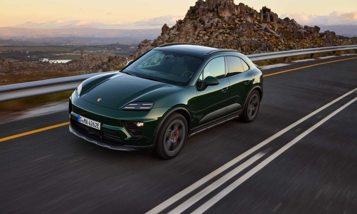 Porsche Macan EV