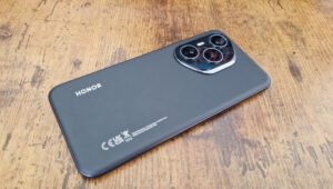 Honor 400 Smart 5G নিয়ে এলো 6500mAh ব্যাটারি, দামের তুলনায় সেরা পারফরমার!