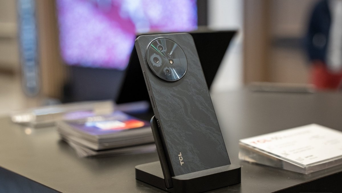 TCL 60 Ultra Nxtpaper