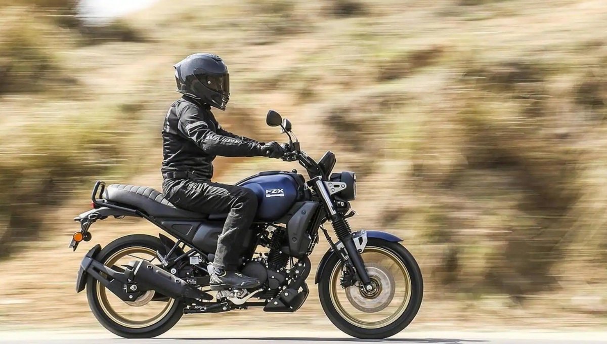 Yamaha FZ X